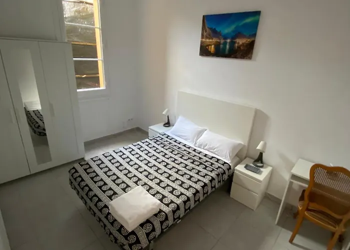 Habitacion Para Tu Estadia Corta En Bcn Apartamento *